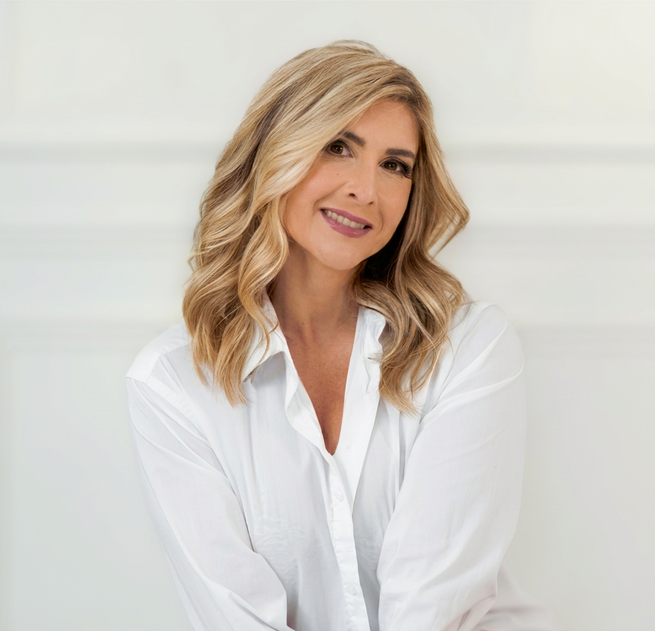 Ashley Wallach professional headshot